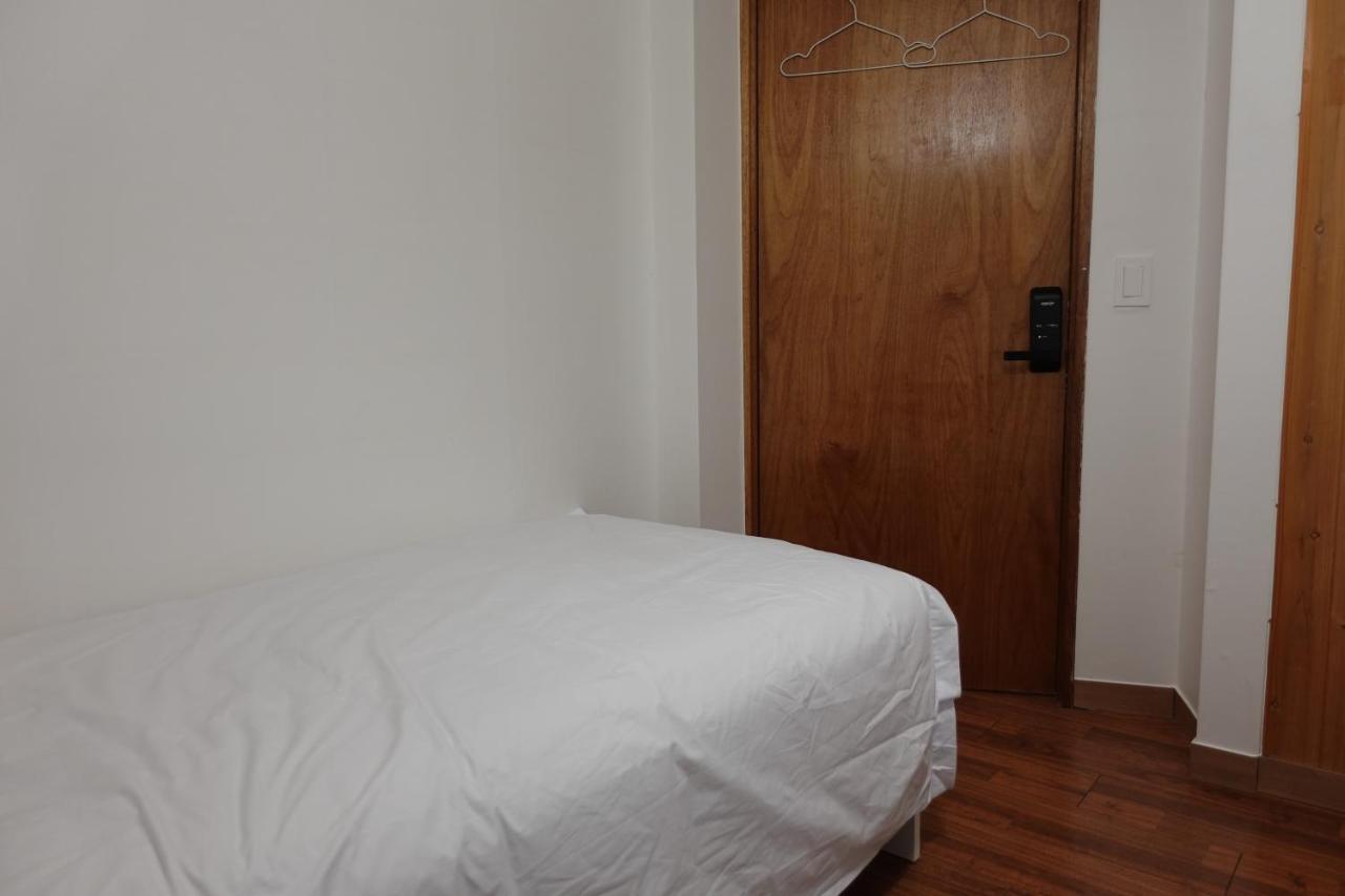 Hostel Jl In Chung-Jeong Сеул Екстериор снимка