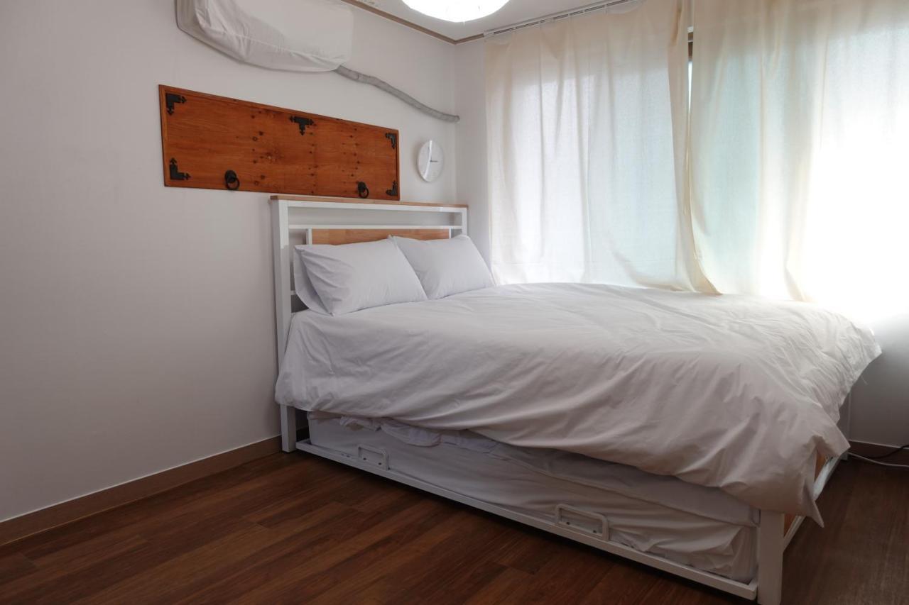 Hostel Jl In Chung-Jeong Сеул Екстериор снимка