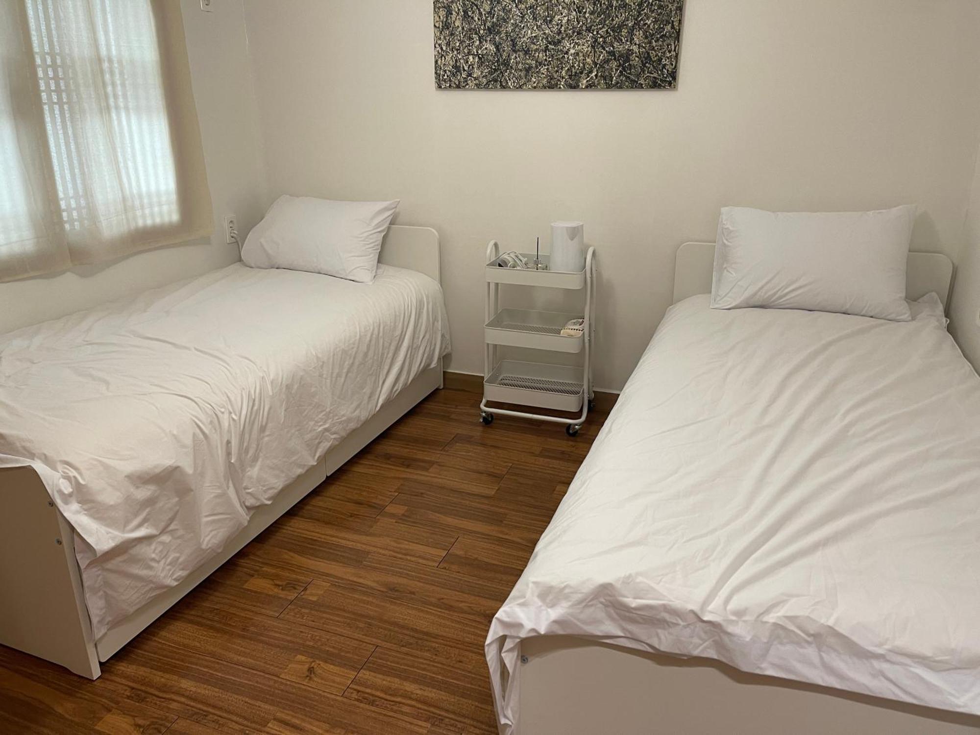 Hostel Jl In Chung-Jeong Сеул Екстериор снимка