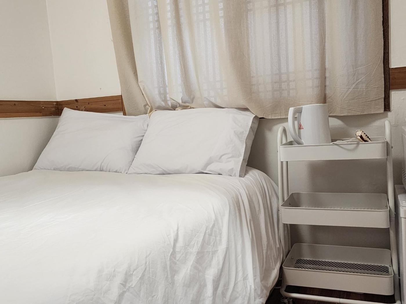 Hostel Jl In Chung-Jeong Сеул Екстериор снимка