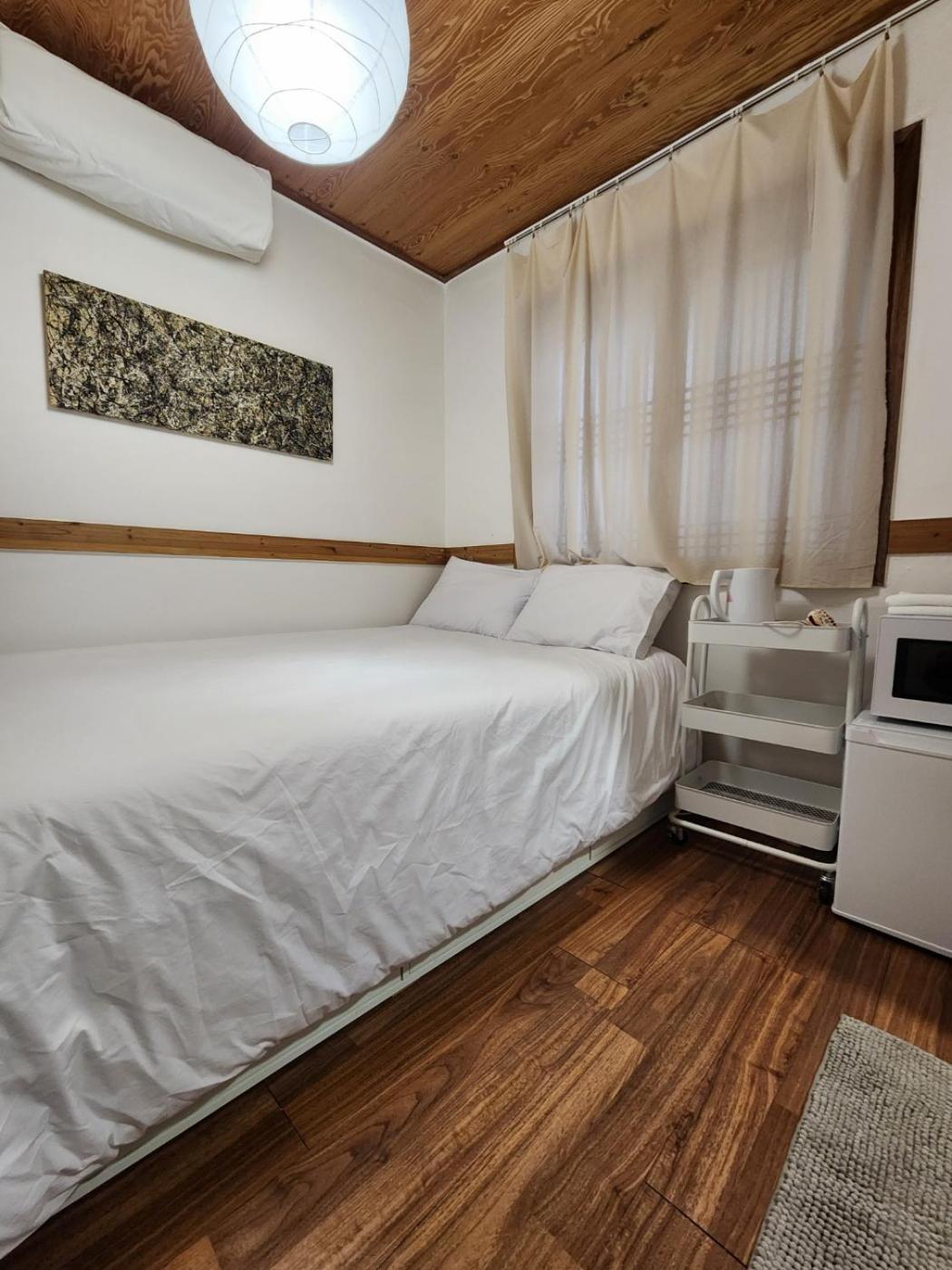 Hostel Jl In Chung-Jeong Сеул Екстериор снимка