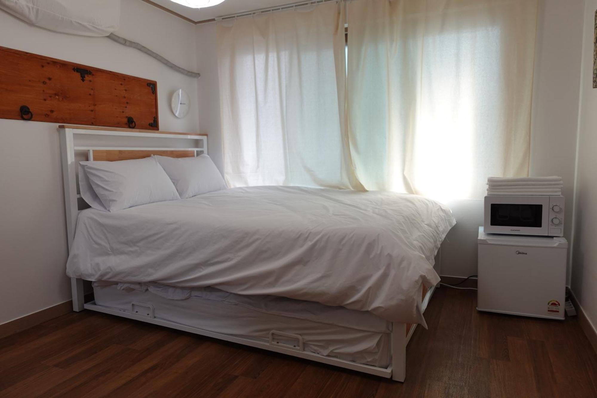 Hostel Jl In Chung-Jeong Сеул Екстериор снимка